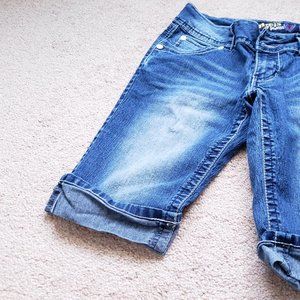 Angels Jeans Size 9 Capris